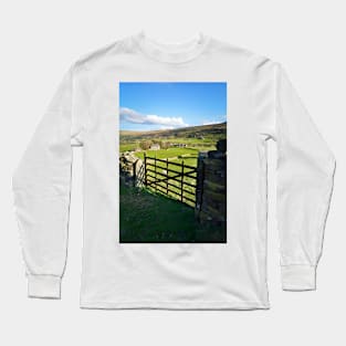 Muker Views Long Sleeve T-Shirt